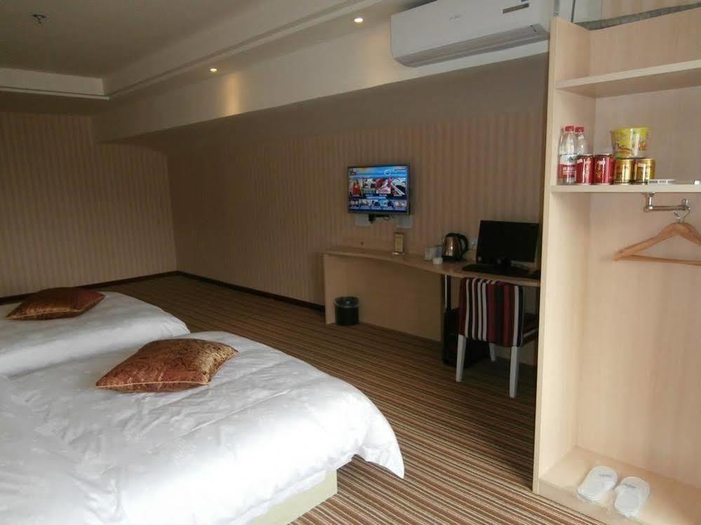 Haoke Fengshang Hotel Zigong Exteriör bild